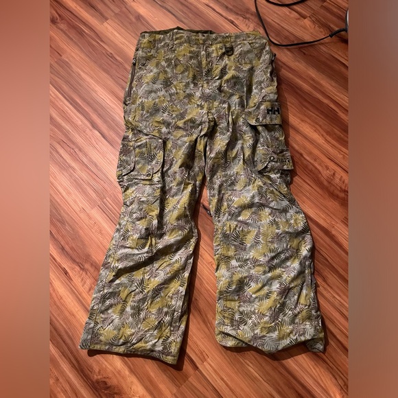 Helly Hansen Chugach Camo Print Waterproof Lifa Infinity Powder Ski Suit Mens XL